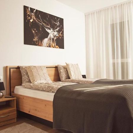 5 Dream Apartment 5 Cu Parcare Privata أرادايا المظهر الخارجي الصورة
