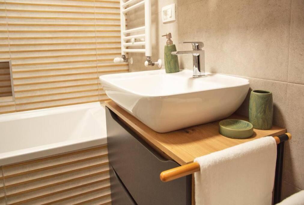 5 Dream Apartment 5 Cu Parcare Privata أرادايا المظهر الخارجي الصورة