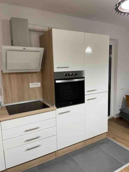 5 Dream Apartment 5 Cu Parcare Privata أرادايا المظهر الخارجي الصورة